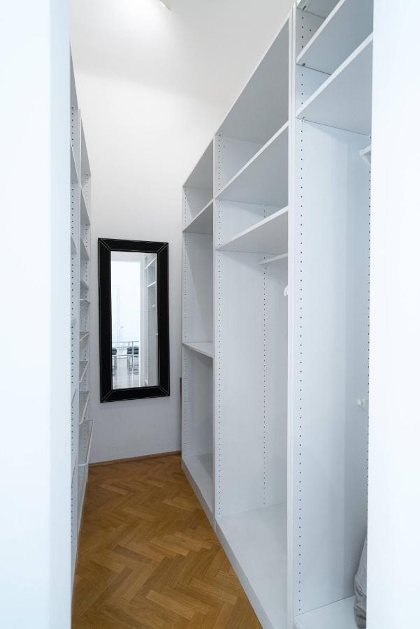 Vienna Residence, Volkstheater - Parliament 外观 照片