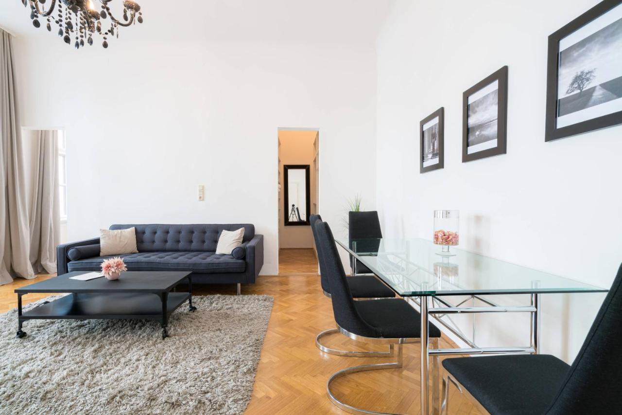 Vienna Residence, Volkstheater - Parliament 外观 照片